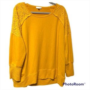 Women’s plus size 2x Orange kiss sweatshirt mustard yellow color with lace 💛